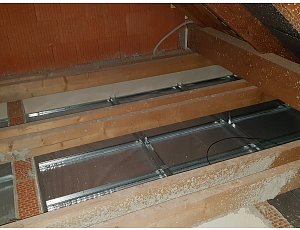 Foukaná izolace ve stropních konstrukcích novostavby rodinného domu